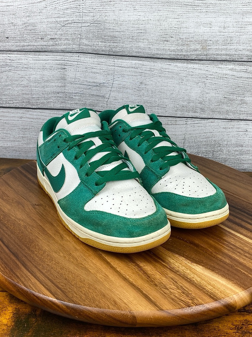 Nike Dunk Low SE Malachite Green Gum Shoes HQ1519-030 Men’s Sneaker Size 10 - Picture 3 of 12